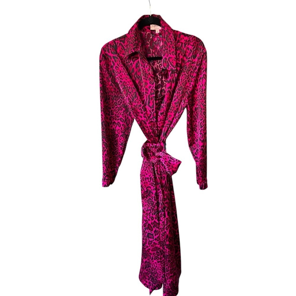 Black Label Pink Leopard Print Robe - Picture 13 of 14